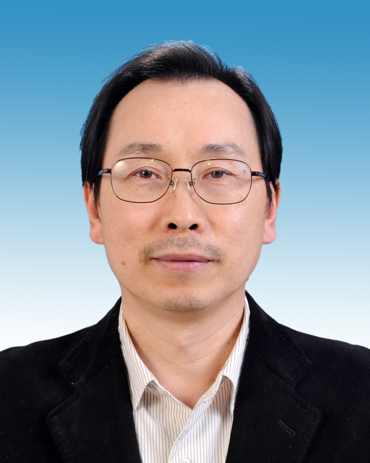 田春杰.jpg
